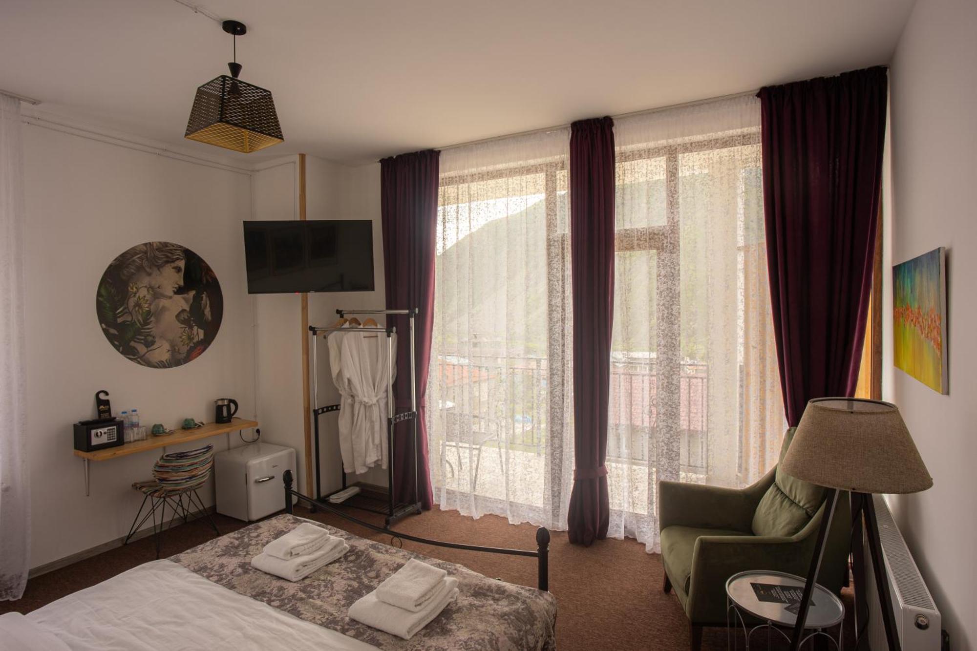Mood Hotel Kazbegi المظهر الخارجي الصورة