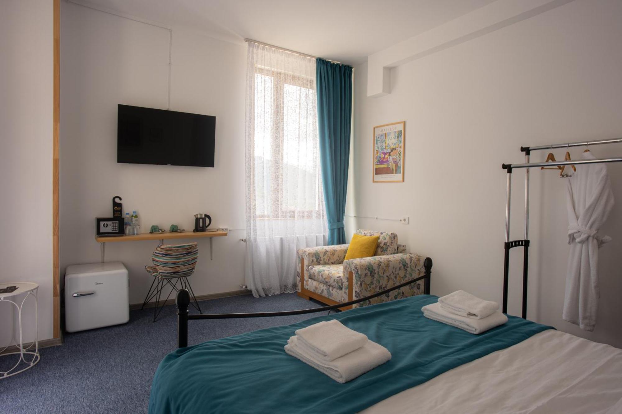 Mood Hotel Kazbegi المظهر الخارجي الصورة